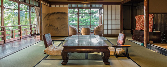 Geniessen Sie entspannende Ferientage in den traditionellen Herbergen Japans
